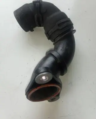 Nissan X-Trail T32 EGR valve line/pipe/hose 147134852R