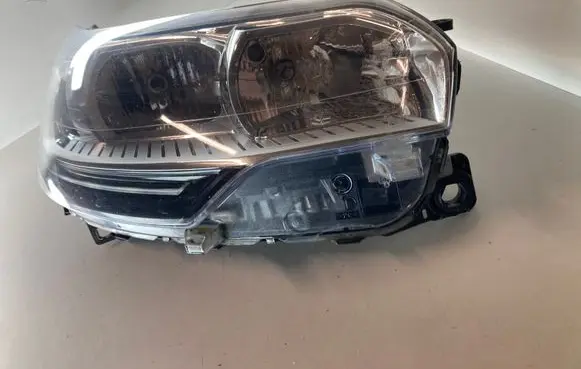 Citroen C5 Headlight/headlamp 9674397880