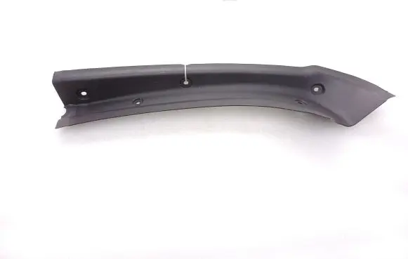 Trunk/boot sill cover protection