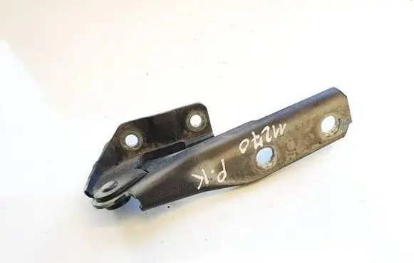 Audi A3 S3 8P Engine bonnet/hood hinges 8P0823301