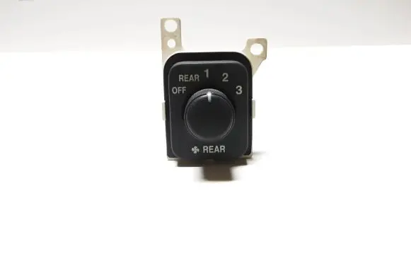 Suzuki XL7 I Interior fan control switch 