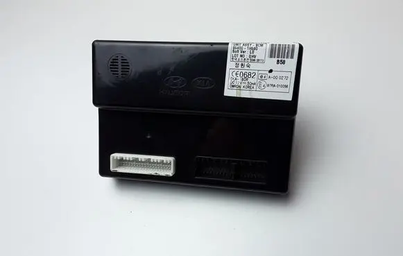 KIA Ceed Comfort/convenience module 954001H580