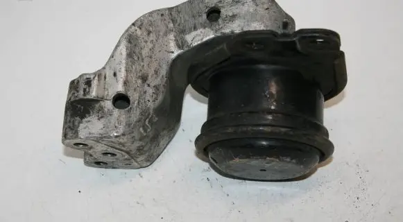 Volvo S40, V40 Engine mount bracket 3618312 30011472