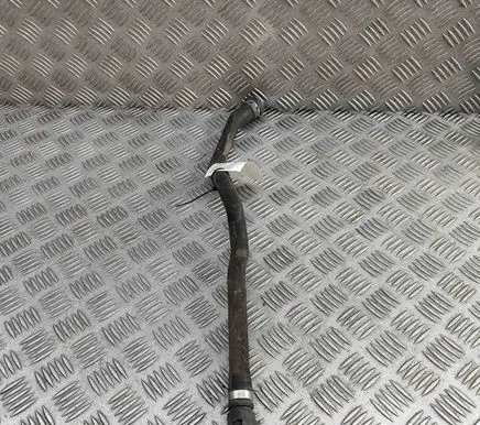 Mercedes-Benz E W213 Engine coolant pipe/hose A2135011082