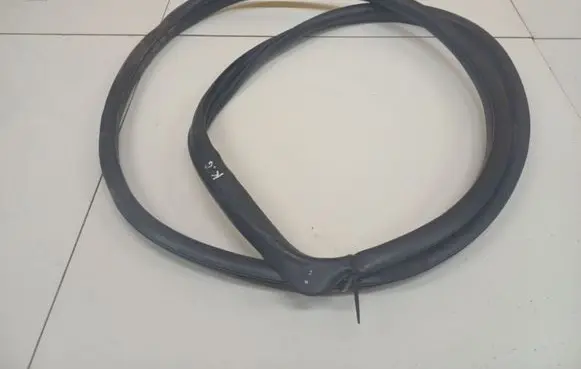 Honda Civic IX Rubber seal rear door 