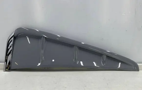 MG Marvel R Front arch trim 10274228