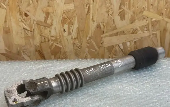 BMW 5 E60 E61 Prop shaft universal joint 