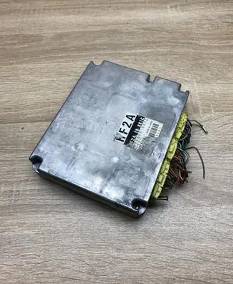 Mazda Premacy Engine control unit/module ECU RF2A18881C 2758005032