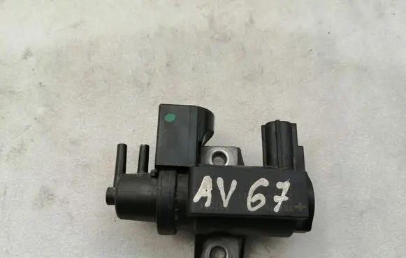 Toyota Avensis T250 Turbo solenoid valve 258190R011