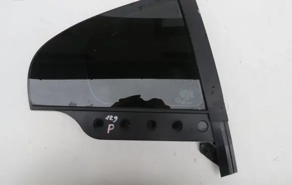 Volvo S60 Rear vent window glass 43R001565 E000001