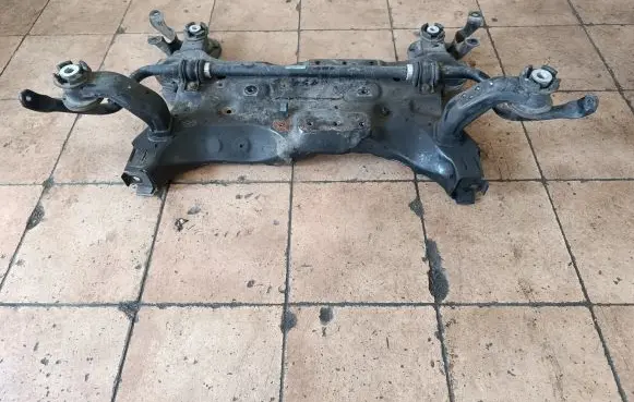 Chrysler Town & Country V Front subframe