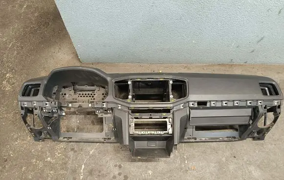 Volkswagen Amarok Dashboard 2H3857005