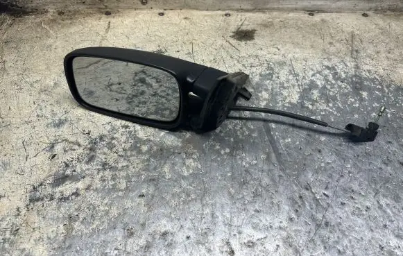 Volkswagen PASSAT B4 Manual wing mirror 