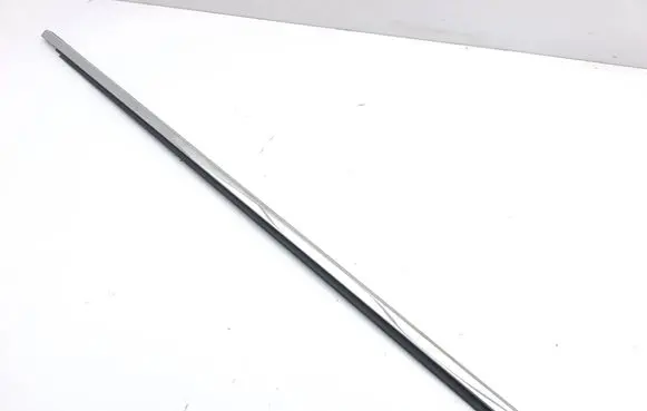 Renault Megane IV Front door glass trim molding 