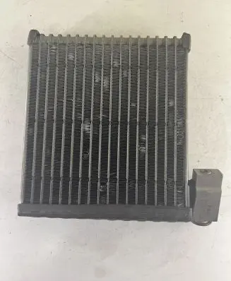 Toyota Yaris Air conditioning (A/C) radiator (interior) MF447500