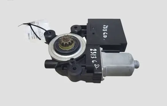 Volvo V50 Rear door window regulator motor 979040100 30739184AC 973628102