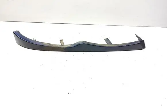 BMW 3 E46 Under headlight/headlamp trim 339102