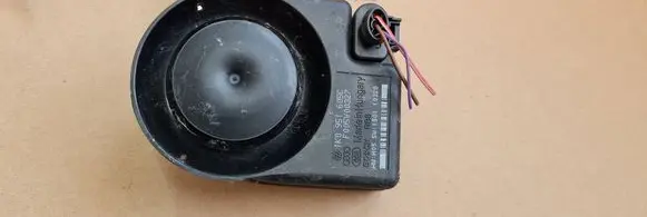 Audi Q5 SQ5 Alarm system siren 1K0951605C