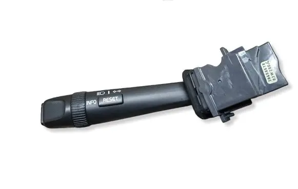 Volvo V70 Indicator stalk 30658618