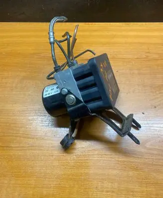BMW 3 E46 ABS Pump 6765454 00008217E0 10096008203
