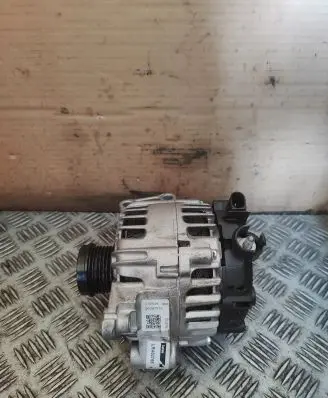 Ford Kuga II Generator/alternator part LRA03766 230916 POC47032