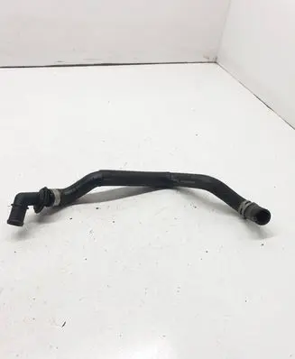 Mercedes-Benz CLS C219 Engine coolant pipe/hose A2118302796