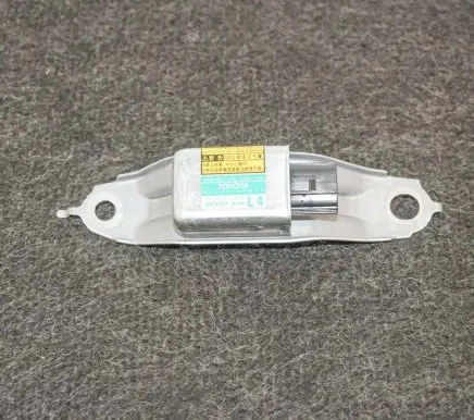 Toyota Prius (XW20) Airbag deployment crash/impact sensor