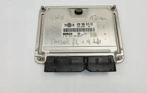 Volkswagen PASSAT Engine control unit/module 038906019GS