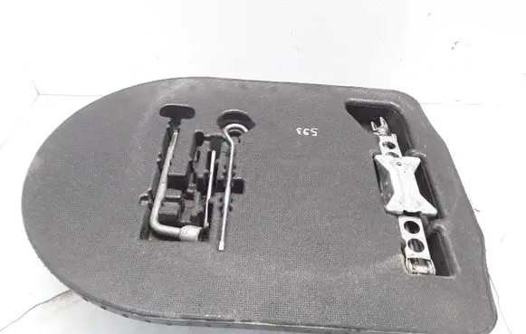 Honda Accord Spare wheel mounting bracket 