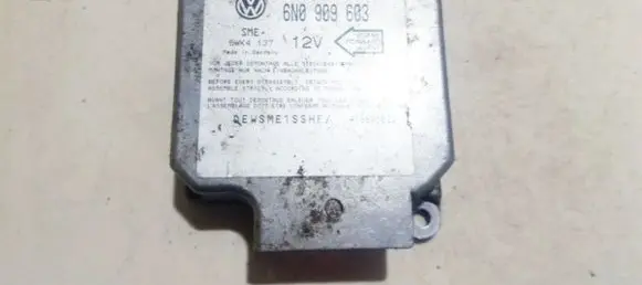 Volkswagen Golf III Airbag control unit/module 6n0909603