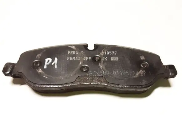 Land Rover Range Rover Sport L320 Brake pads (front) 90R01175 FER4212FF