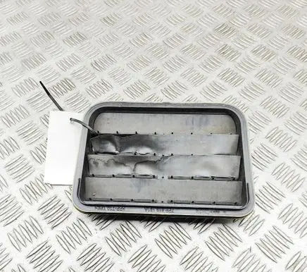 Audi E-tron GT Quarter panel pressure vent 7PP819181A