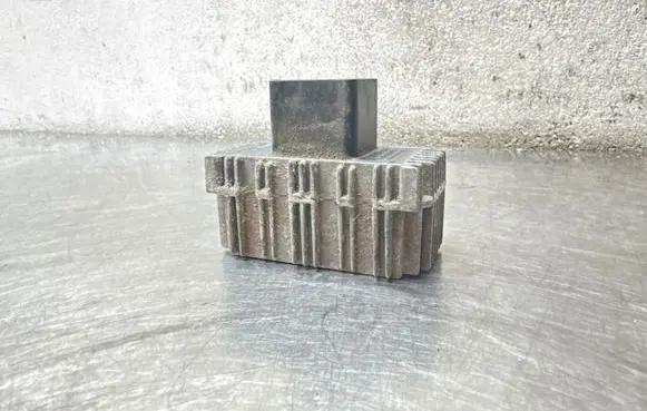Opel Vectra C Glow plug pre-heat relay 09132691 51299008
