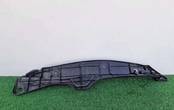 Toyota Corolla E160 E170 Fender foam support/seal 53827-02210