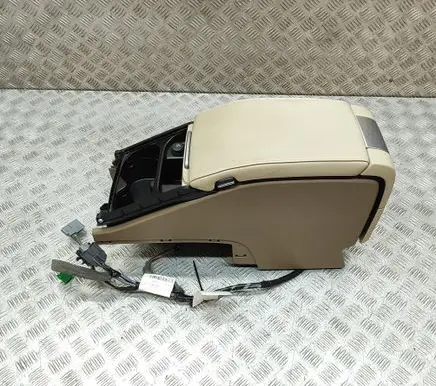 Volvo V70 Center console 39997577 39811273