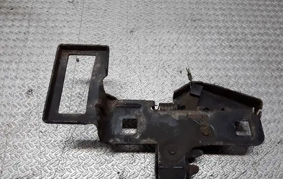 Ford Explorer Engine bonnet/hood lock/catch