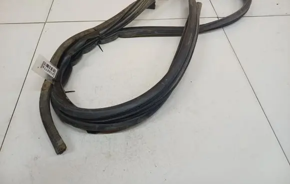 Ford Transit Rubber seal front coupe door