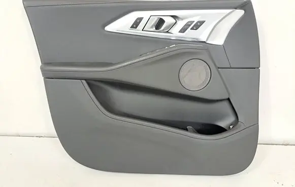 BMW XM Front door card panel trim 5A68667 5A686C3