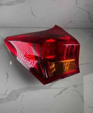 Toyota Auris E180 Rear/tail lights 225830 02267