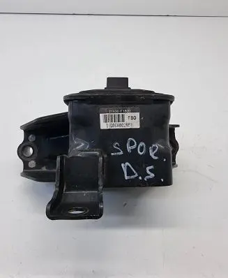 Engine mount bracket