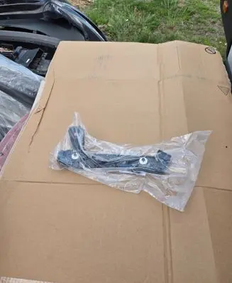 Ford Fiesta Rear bumper mounting bracket 2147311 H1BB17A882A1E