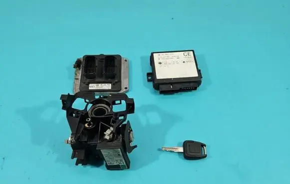 Opel Astra G Engine control unit/module ECU 90520859 IMPRK1430661