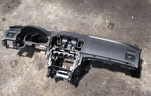 Opel Insignia A Dashboard 13222957