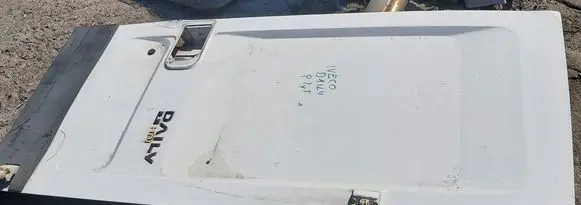 Iveco Daily 4th gen Rear door