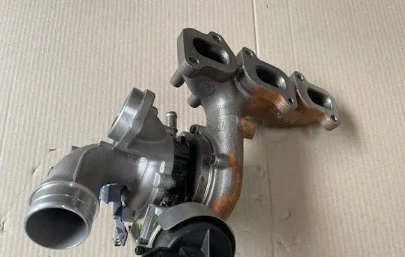 Volkswagen Polo V 6R Turbo 04B253014B-T