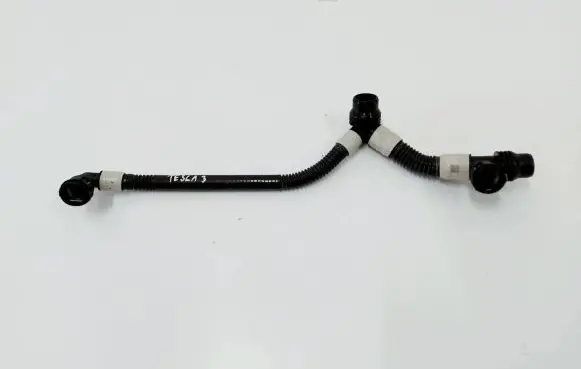 Tesla Model 3 Engine coolant pipe/hose 1077577-00-E