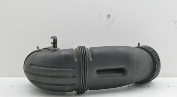 Audi Q7 4L Air intake duct part 7L6129684G