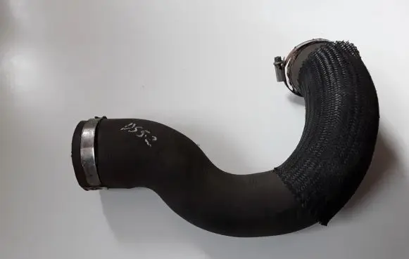 Citroen DS5 Intercooler hose/pipe 9815431380