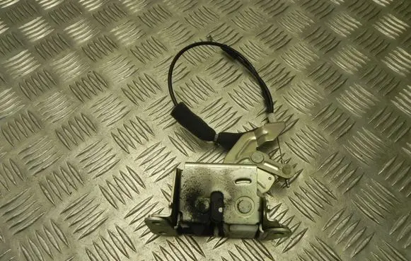 Nissan NV200 Rear door lock loop/hook striker 11J28A T5971