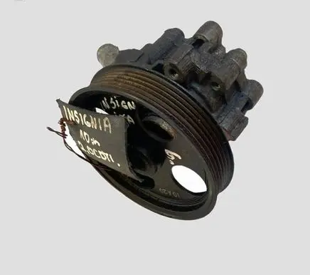 Opel Insignia A Power steering pump 55563329